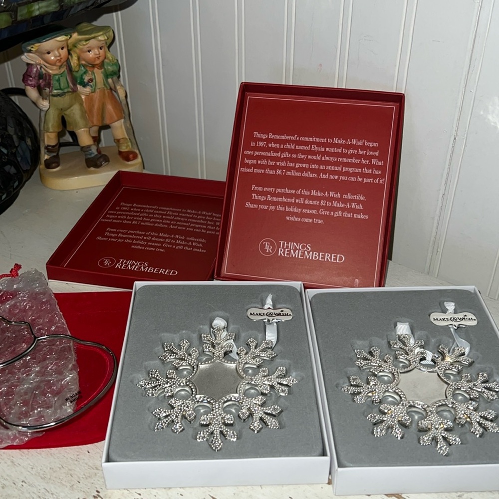 Lit Things Remembered snowflake & snowman Christmas Ornaments NWT